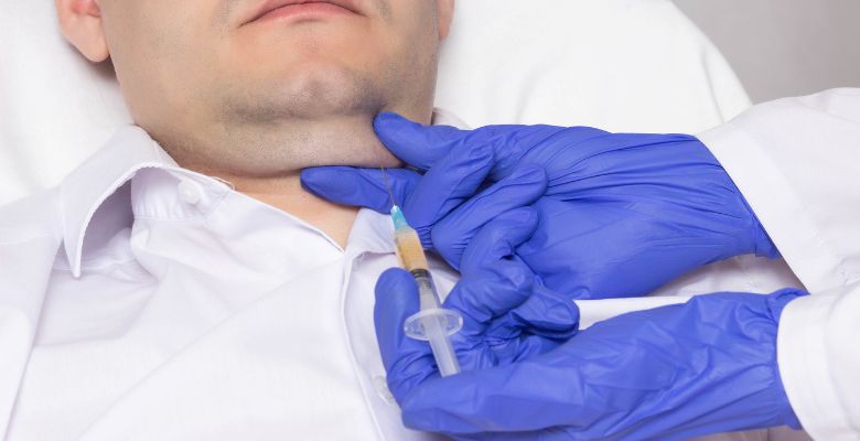 Recupera la juventud de tu cuello eliminando la papada con una liposucción en clínica ICA en Tenerife