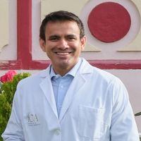 Dr. Joaquin Garcia Aparicio - Cirugía estética